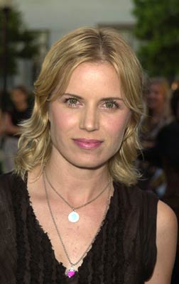 Kim Dickens