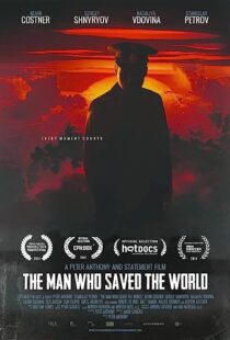 دانلود فیلم The Man Who Saved the World 2014369131-232217201