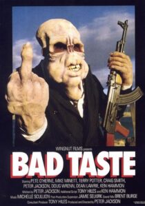 دانلود فیلم Bad Taste 1987388435-560914468