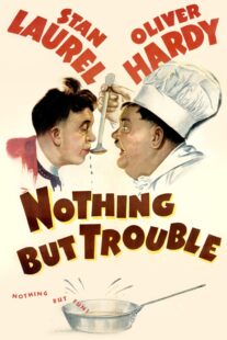 دانلود فیلم Nothing But Trouble 1944404817-696363614